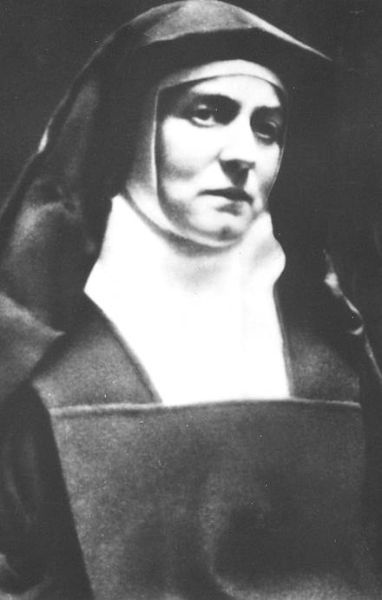 Sister Teresa Benedykta of the Cross (Edyta Stein), wearing a habit and a coif on her head in the photo.